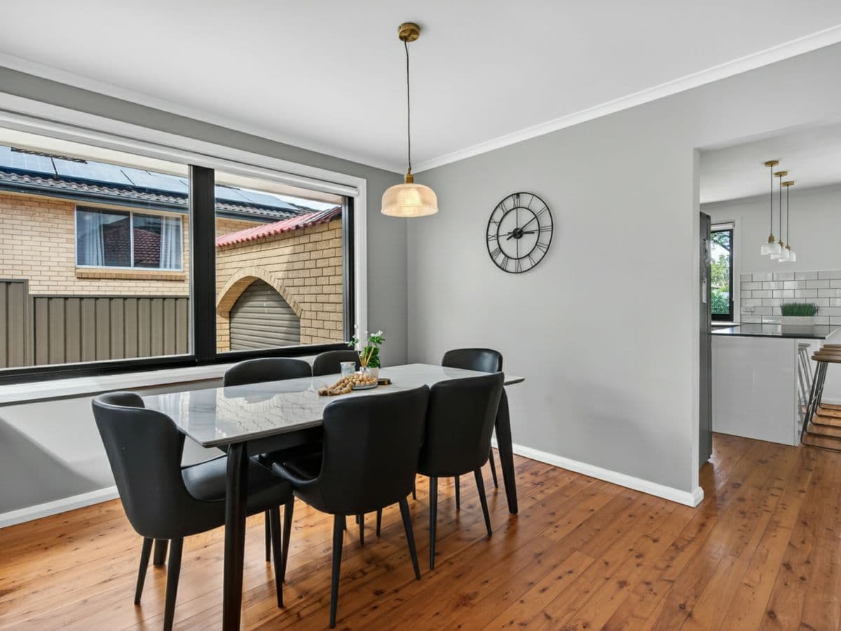 17 Sanders Crescent, KINGS LANGLEY, Kings Langley - Thumbnail 6