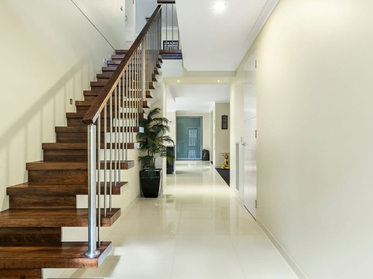 46 The Range Boulevard, CROYDON, Croydon - Thumbnail 2
