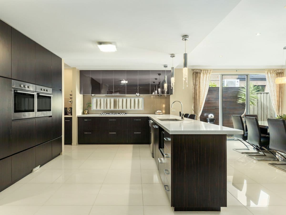 46 The Range Boulevard, CROYDON, Croydon - Thumbnail 3