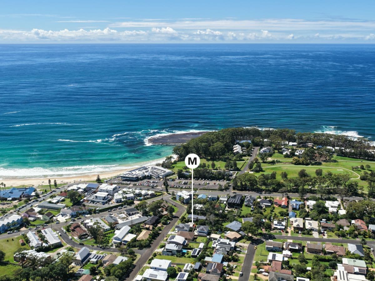 16 Wallace Street, MOLLYMOOK, Mollymook - Image 1