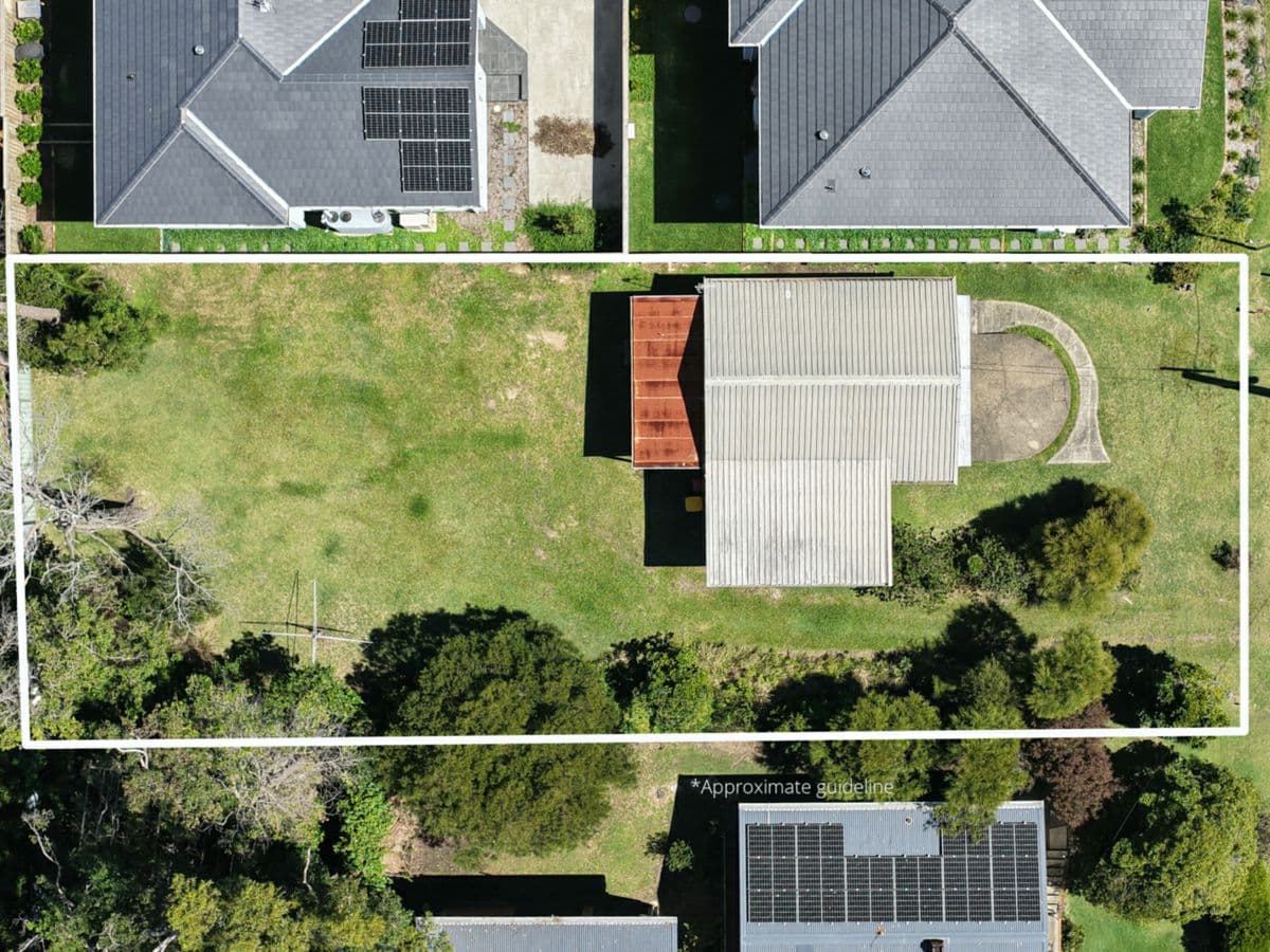 16 Wallace Street, MOLLYMOOK, Mollymook - Thumbnail 2