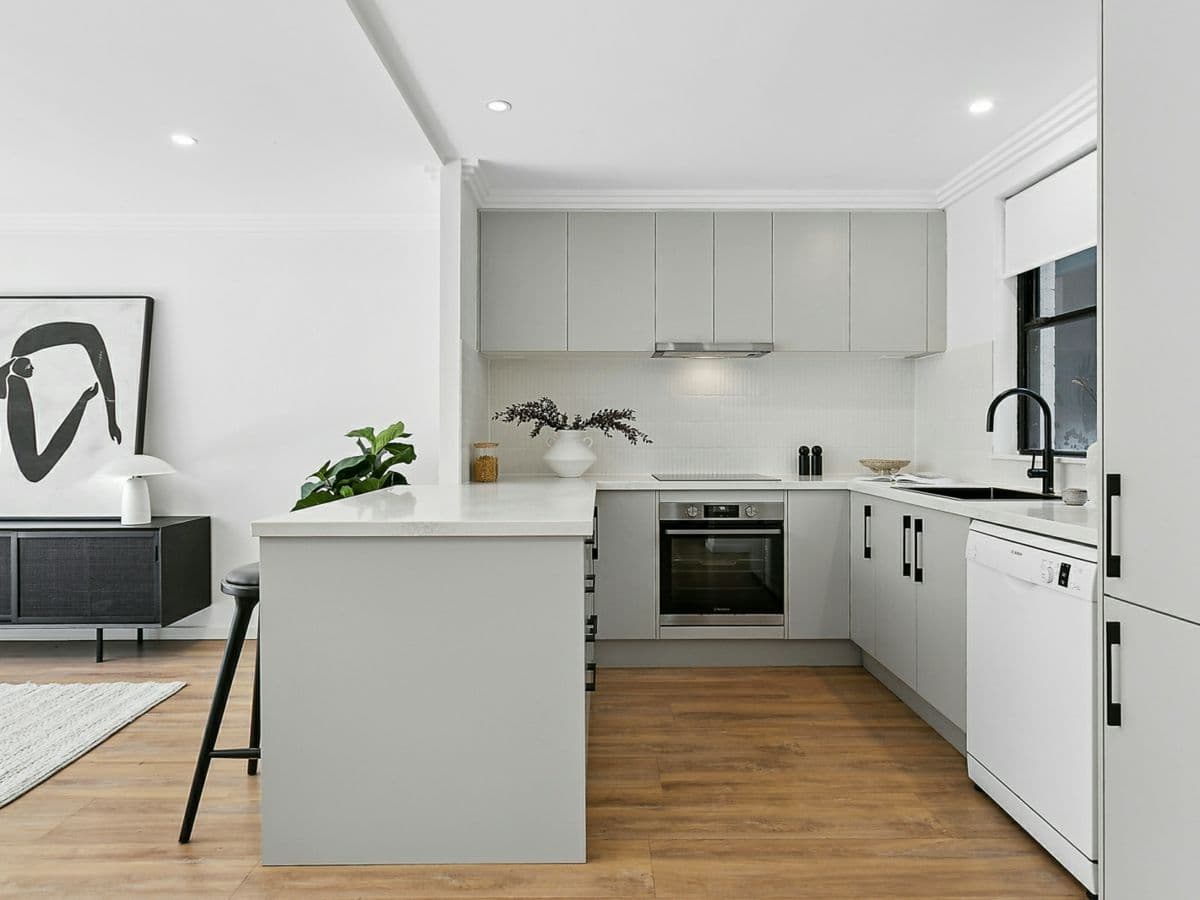 2/26-34 McElhone Street, WOOLLOOMOOLOO, Woolloomooloo - Thumbnail 3
