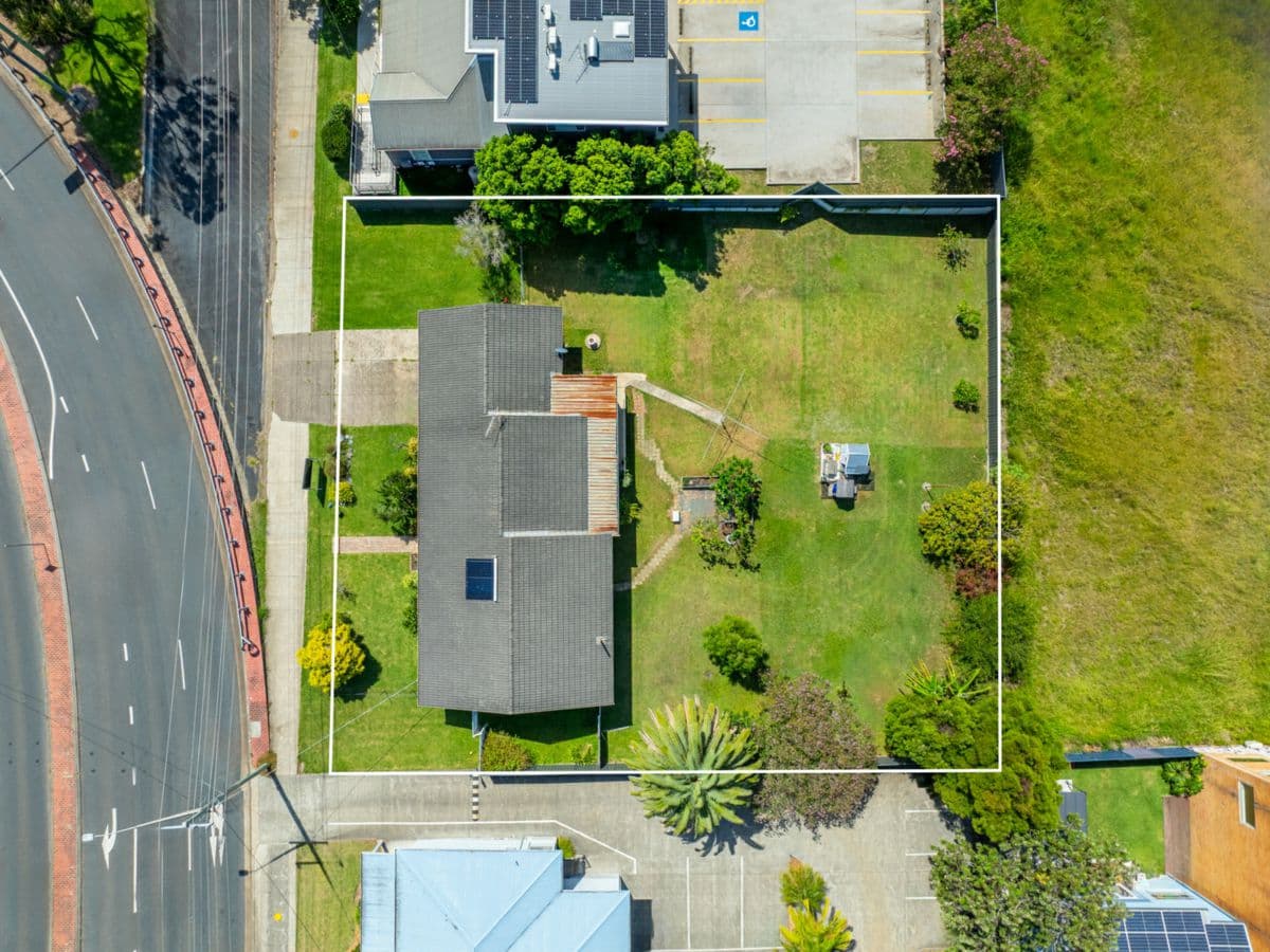 4 Fowler Close, PORT MACQUARIE, Port Macquarie - Thumbnail 2