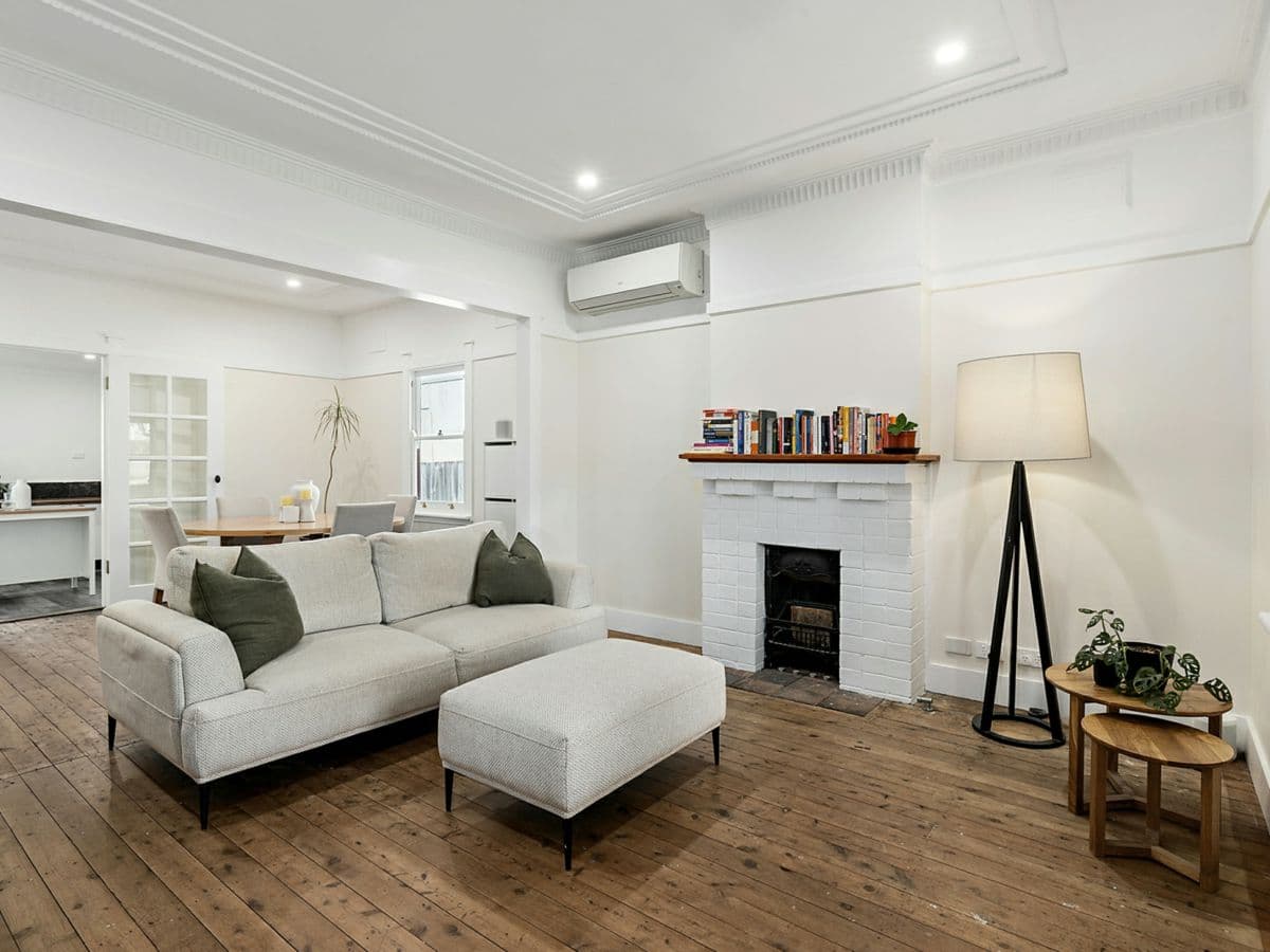 28 Colvin Avenue, CARLTON, Carlton - Thumbnail 2