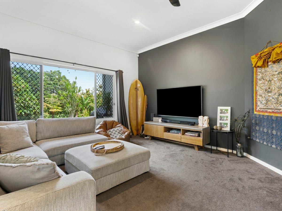 28 Cordyline Drive, REEDY CREEK, Reedy Creek - Thumbnail 5