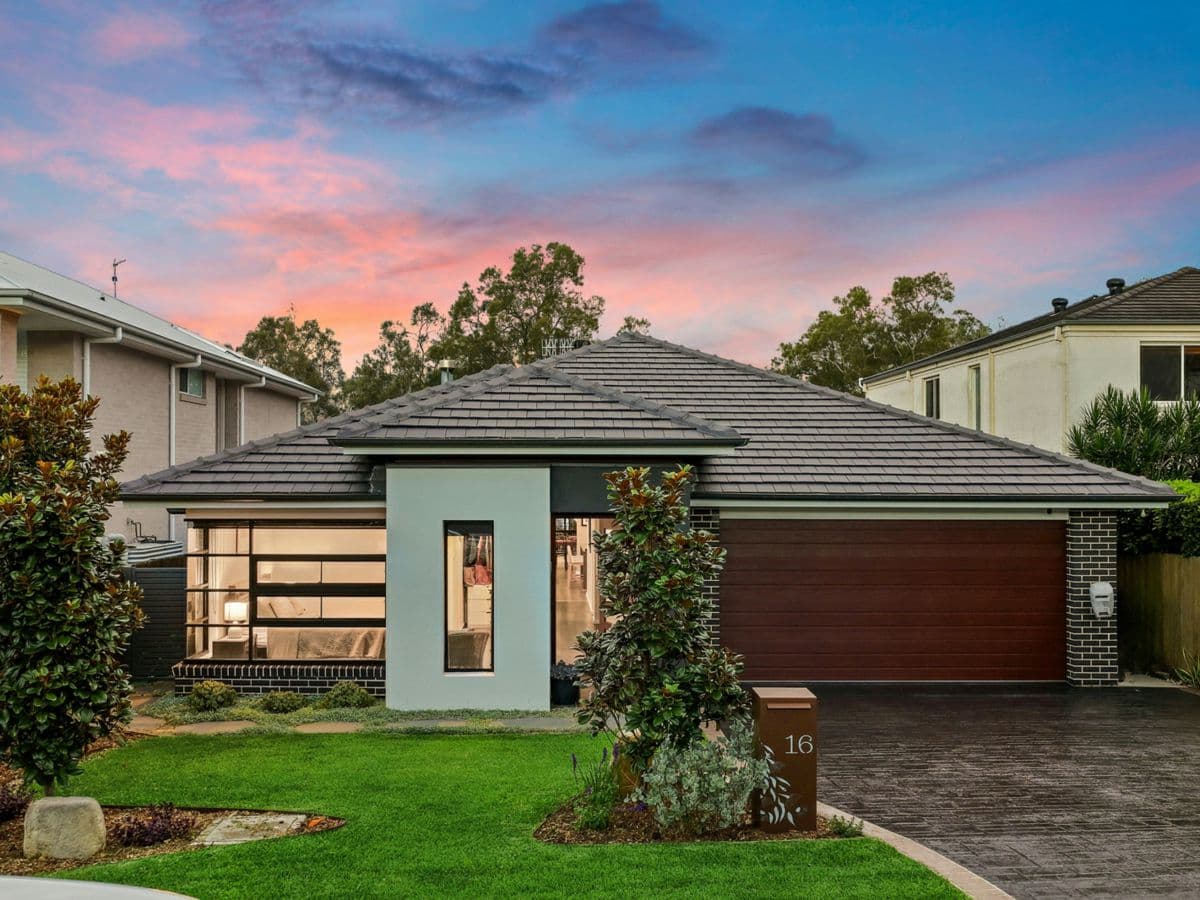 16 Diamond Head Drive, BUDGEWOI, Budgewoi - Thumbnail 2