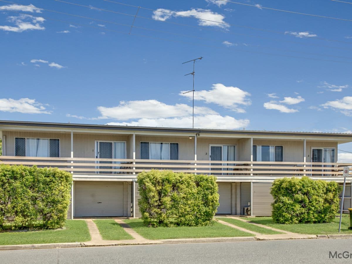 1-6/1 Side Street, WEST GLADSTONE, West Gladstone - Image 1