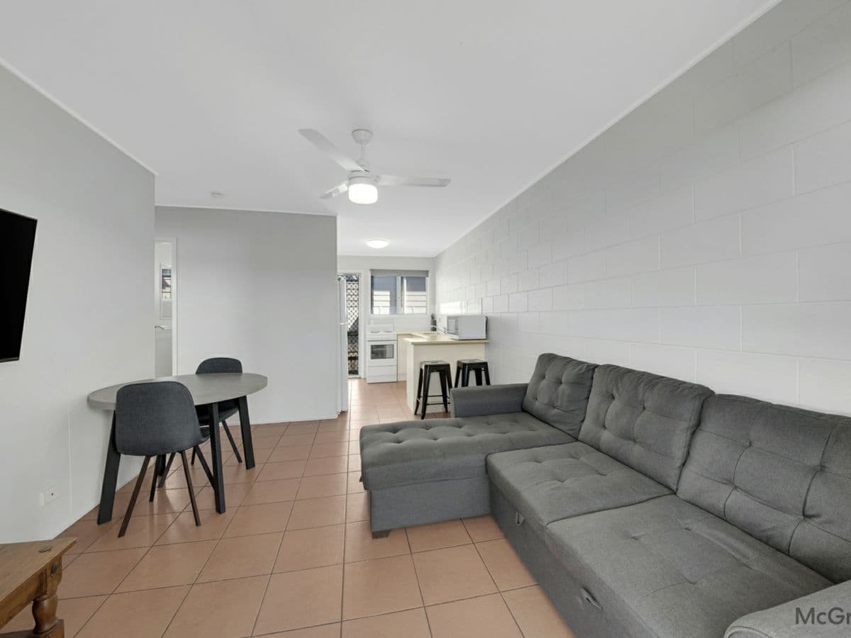 1-6/1 Side Street, WEST GLADSTONE, West Gladstone - Thumbnail 5