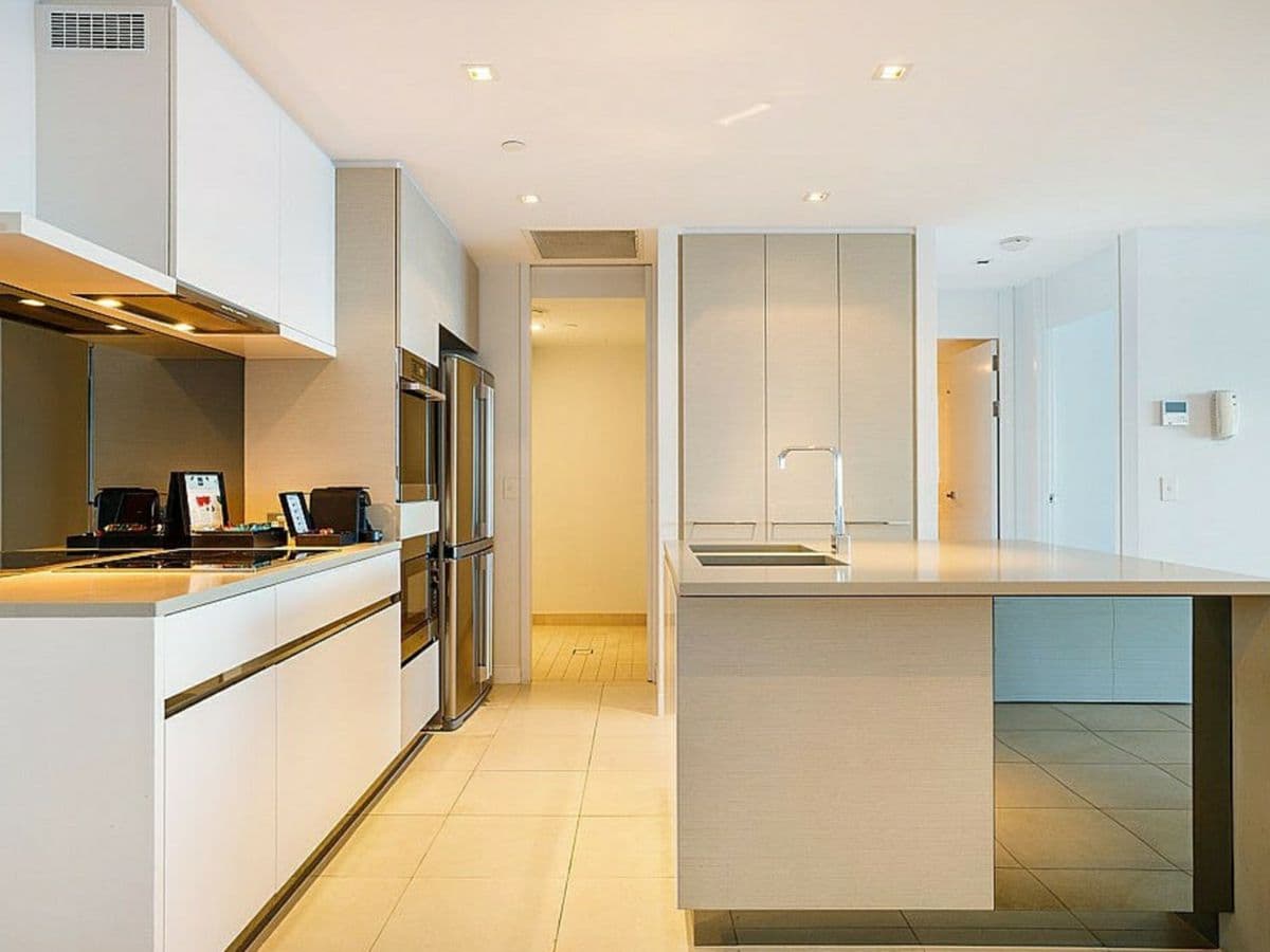 5204/4 The Esplanade, SURFERS PARADISE, Surfers Paradise - Thumbnail 6
