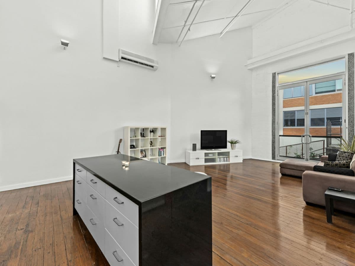 308/50 Macquarie Street, TENERIFFE, Teneriffe - Thumbnail 4