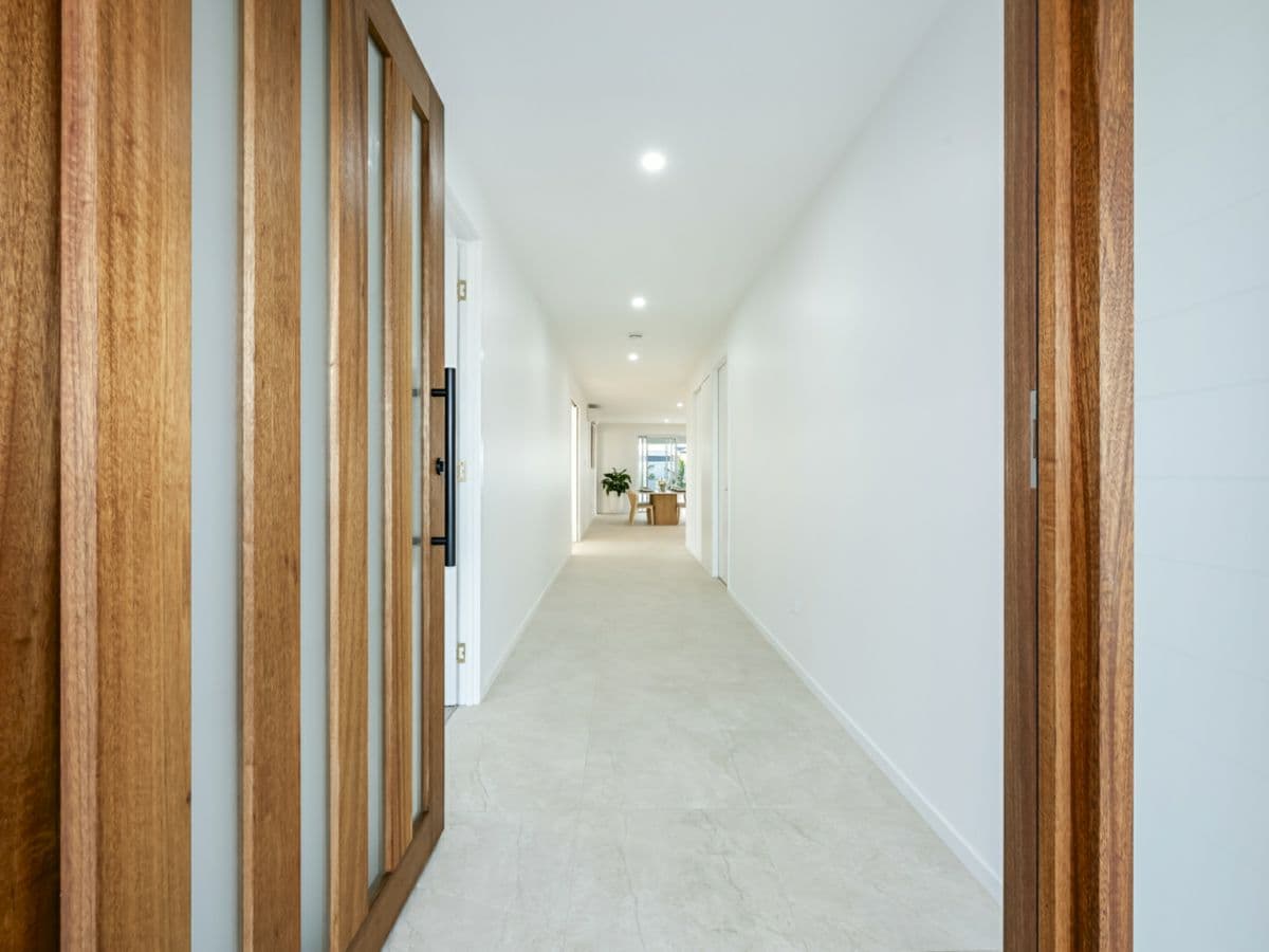 4 Sarazen Street, CORAL COVE, Coral Cove - Thumbnail 5