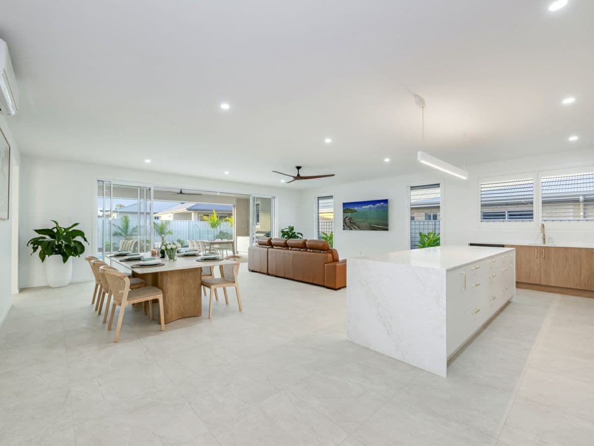 4 Sarazen Street, CORAL COVE, Coral Cove - Thumbnail 7