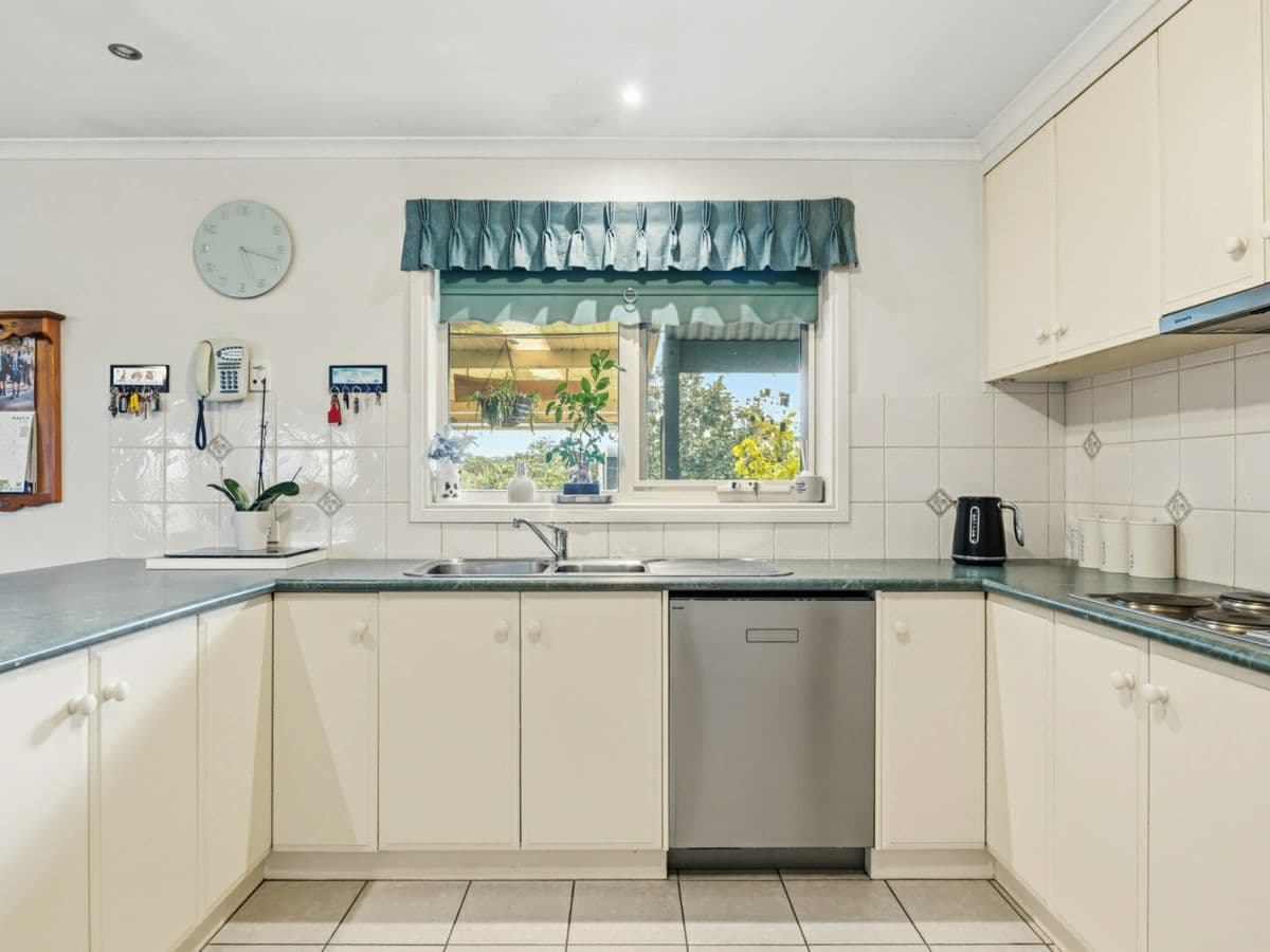 82 Mcguigans Road, MILLBROOK, Millbrook - Thumbnail 7