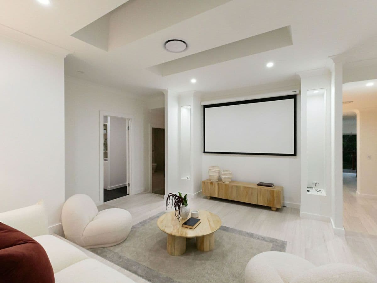 4 Parkes Court, REEDY CREEK, Reedy Creek - Thumbnail 6