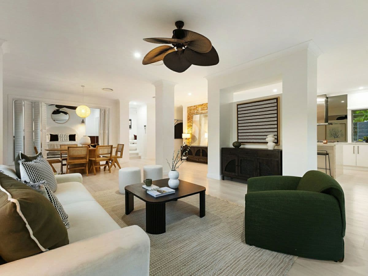 4 Parkes Court, REEDY CREEK, Reedy Creek - Thumbnail 7