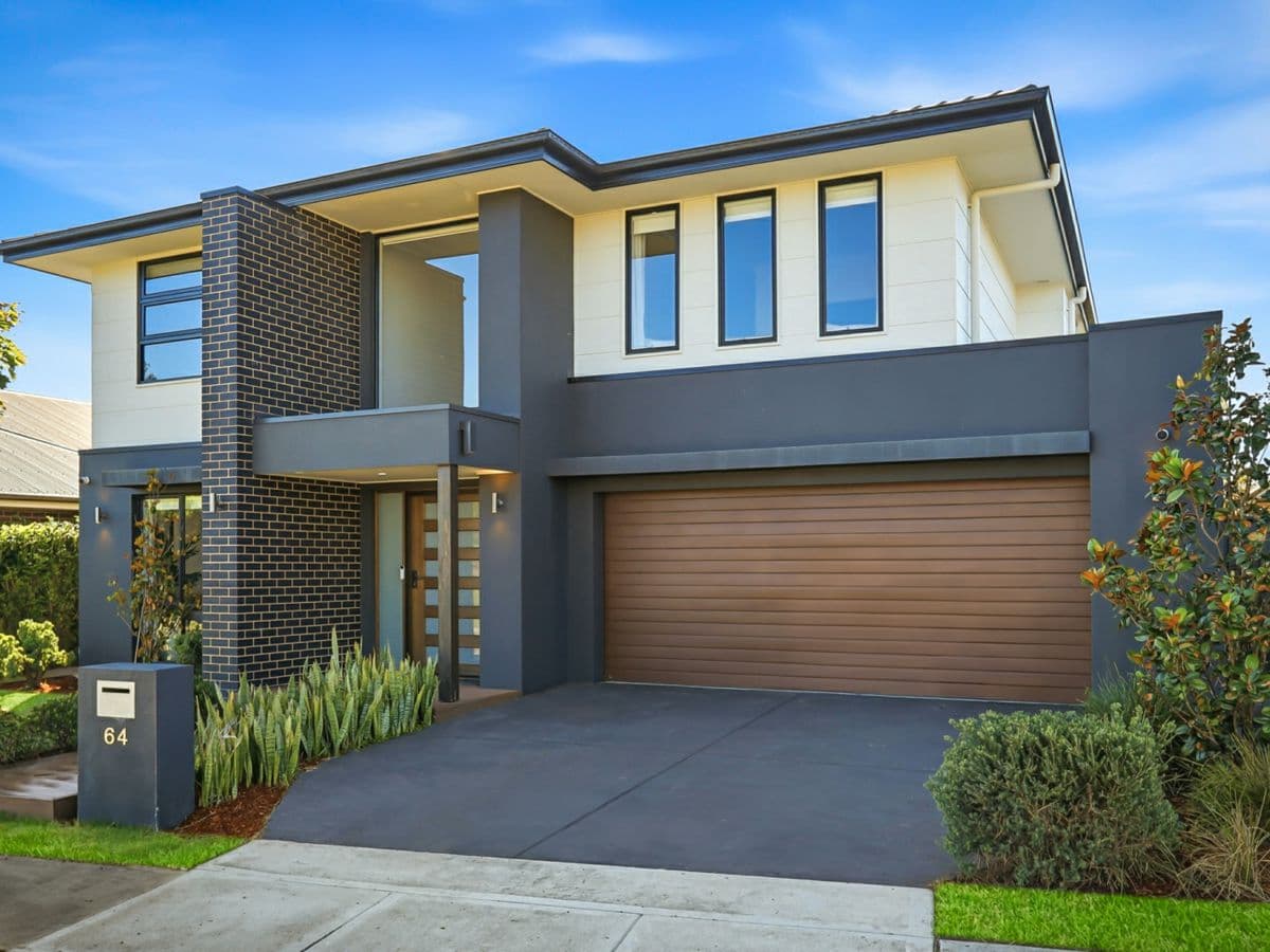 64 Sundowner Parkway, GABLES, Gables - Thumbnail 2