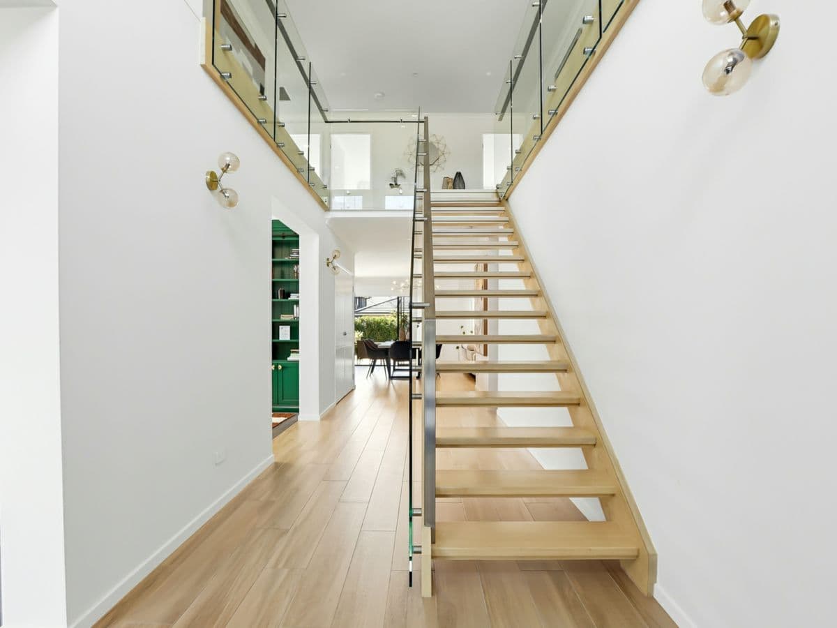 64 Sundowner Parkway, GABLES, Gables - Thumbnail 8