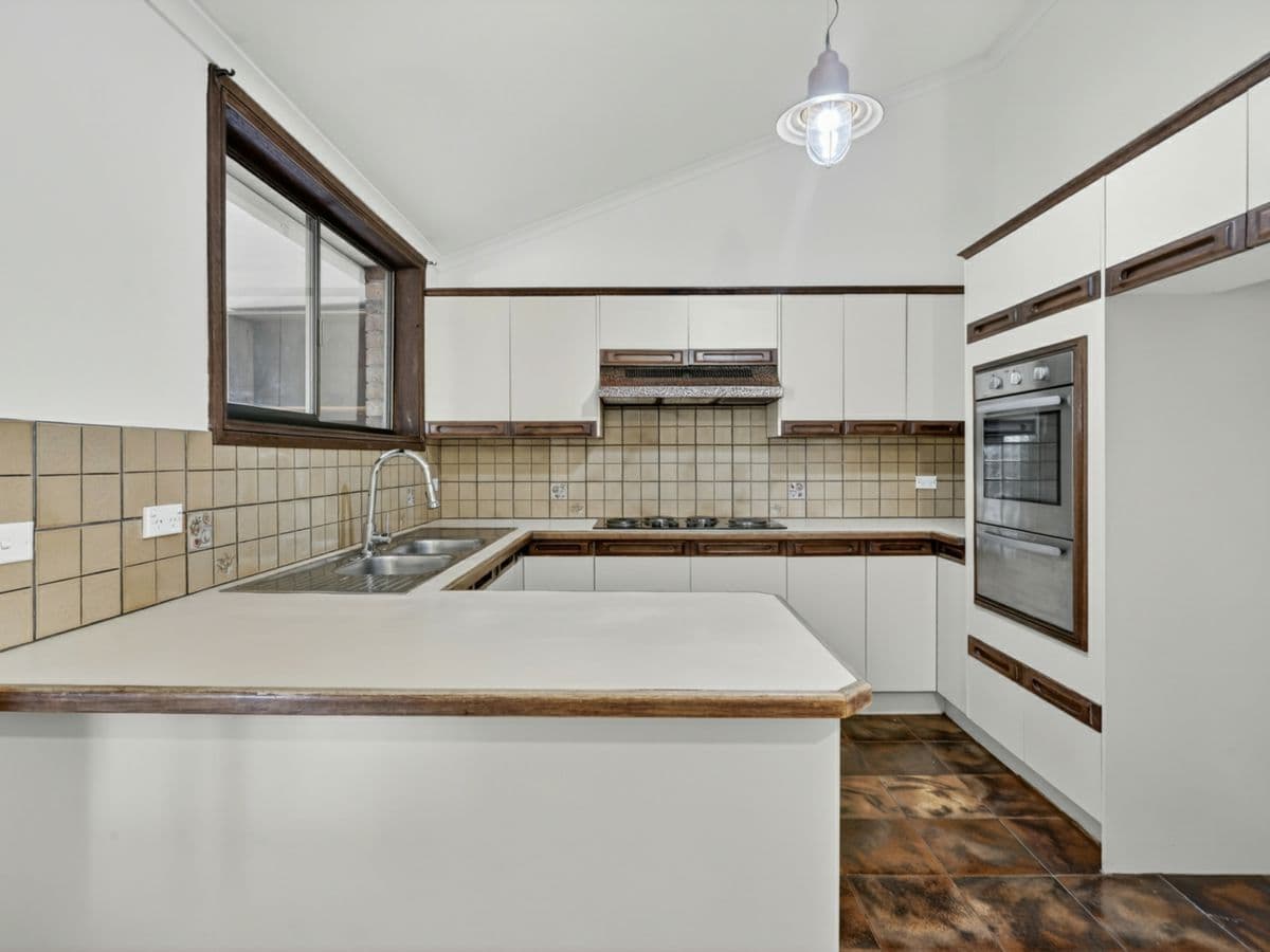 40 Marie Street, CASTLE HILL, Castle Hill - Thumbnail 5