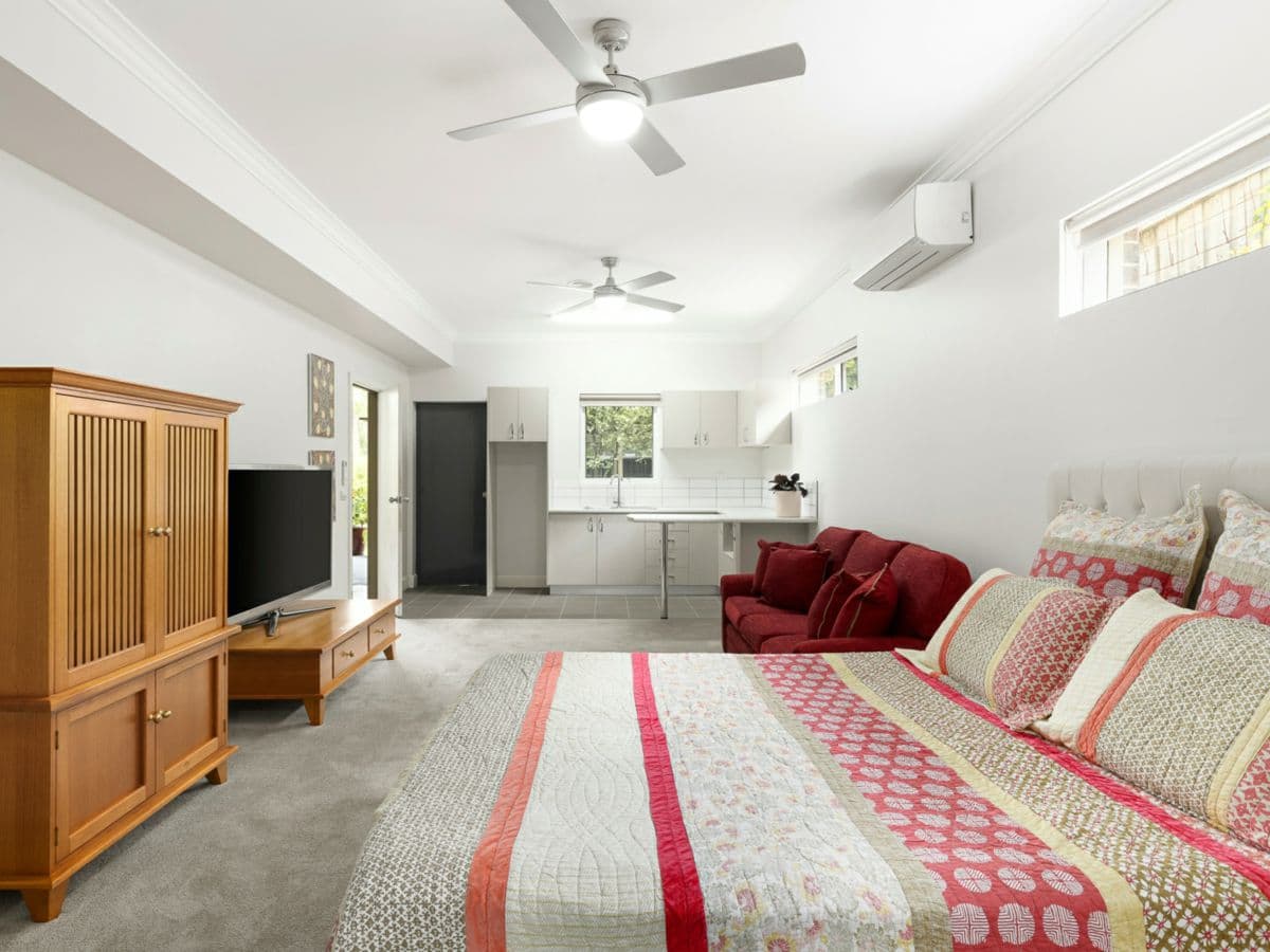 1 Heath Court, HEATHMONT, Heathmont - Thumbnail 8