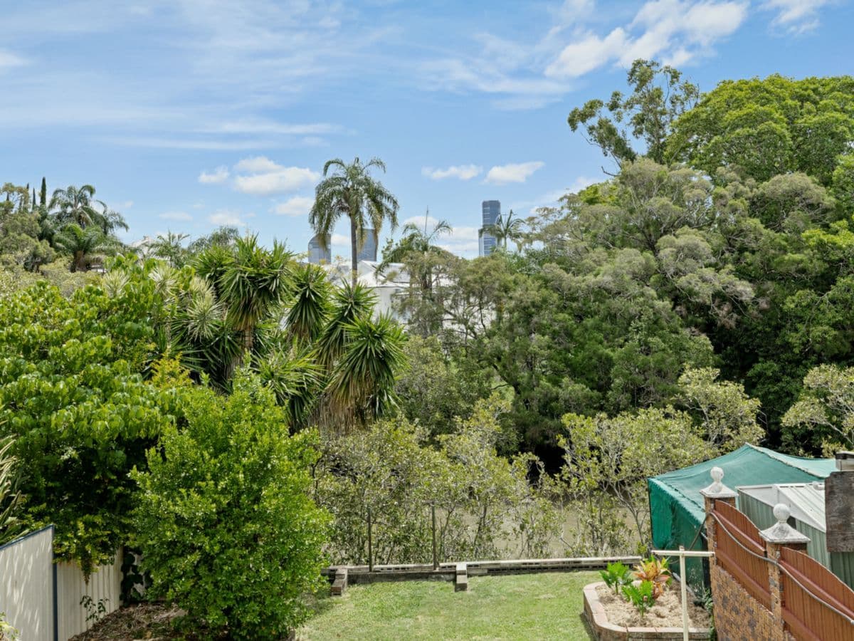 17 Gillan Street, NORMAN PARK, Norman Park - Thumbnail 6