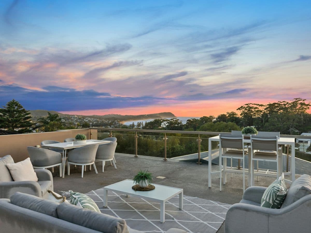 88 Riviera Avenue, TERRIGAL, Terrigal - Thumbnail 2