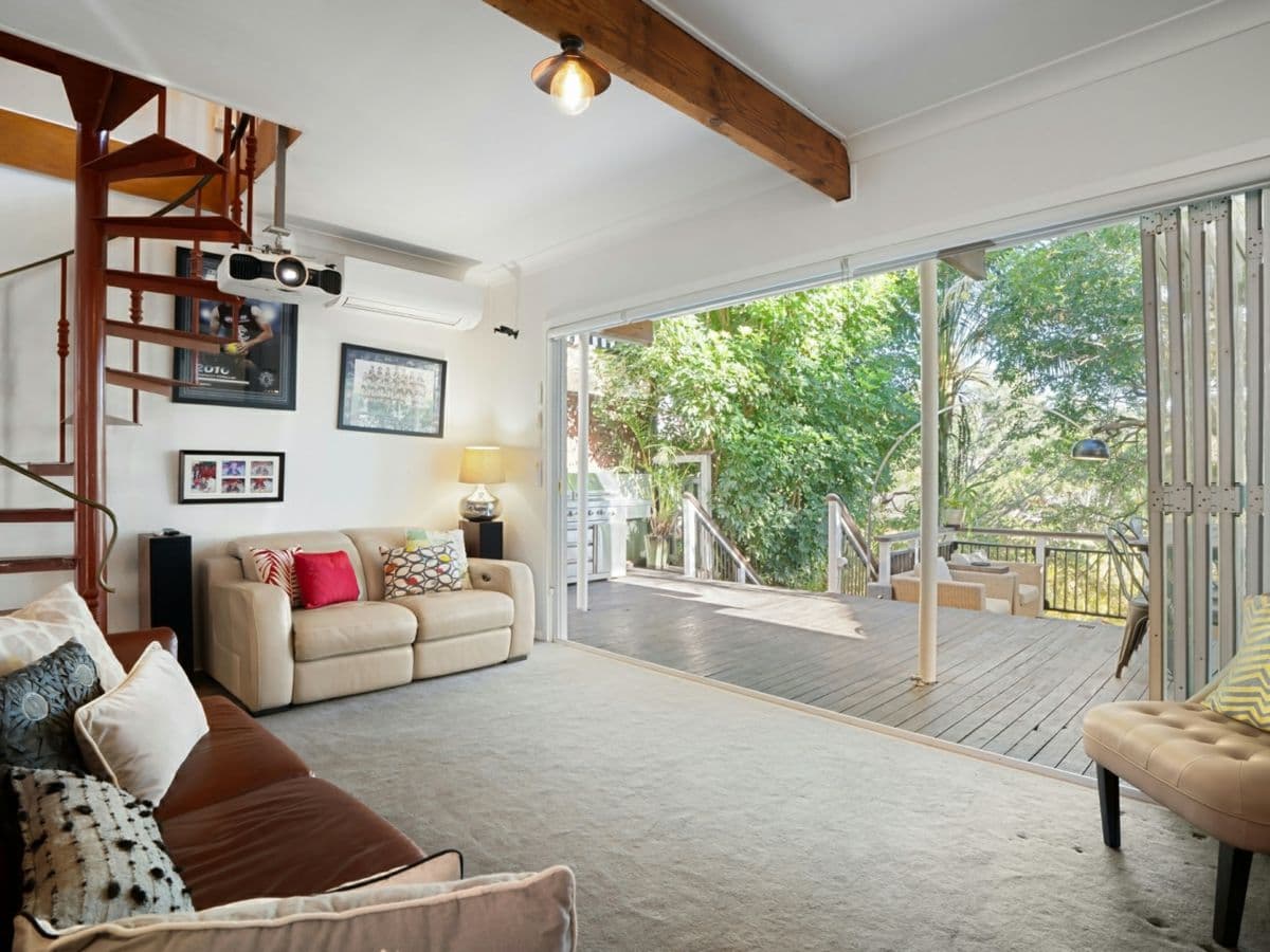 5 Warraba Street, COMO, Como - Image 1
