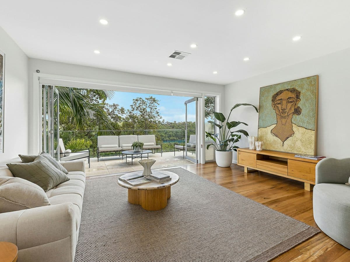 14 Harding Place, BONNET BAY, Bonnet Bay - Thumbnail 2