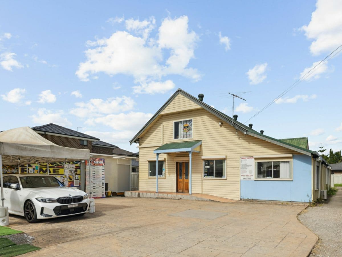 380 Rooty Hill Road, PLUMPTON, Plumpton - Thumbnail 2