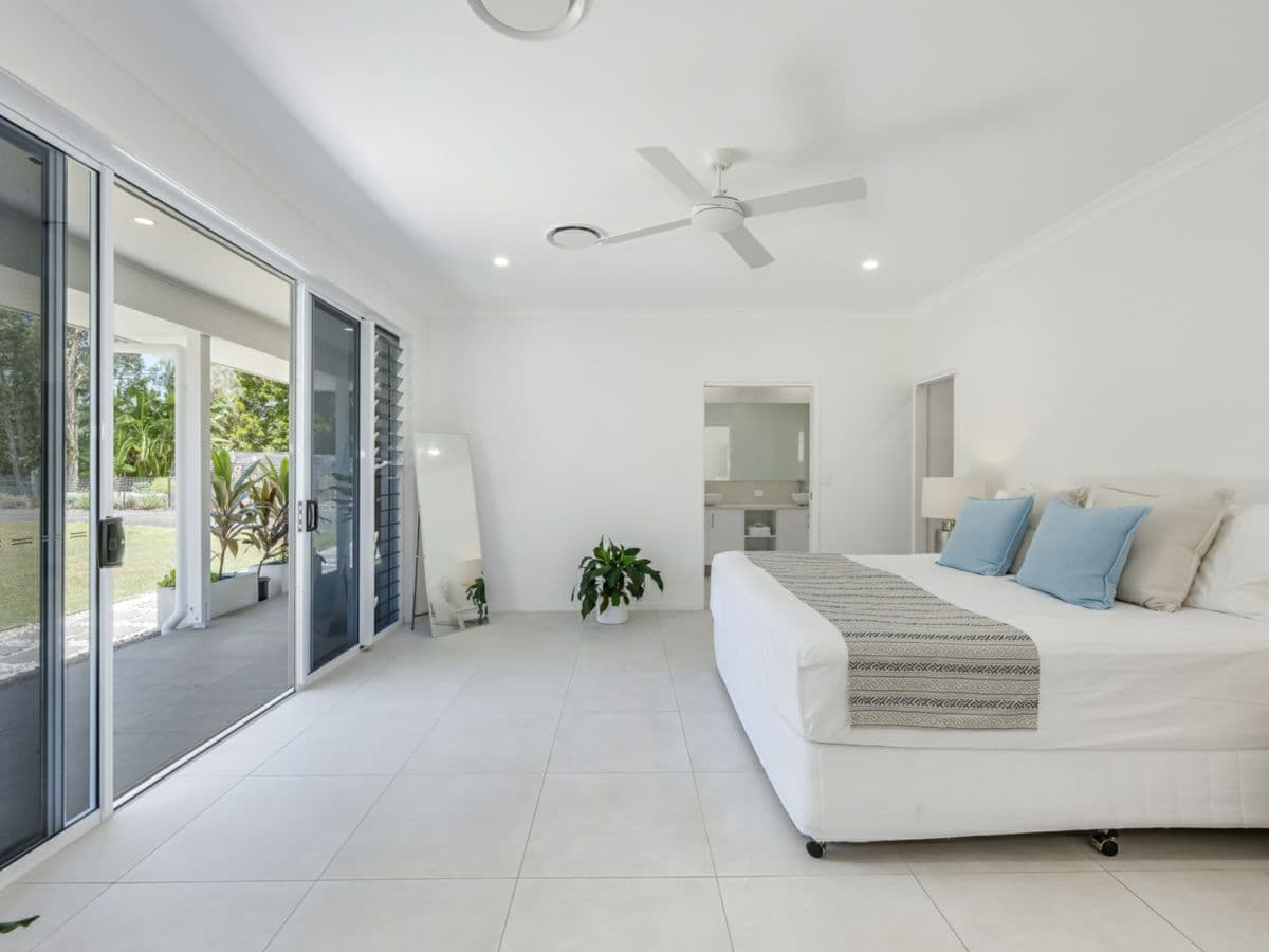 39 Sylvan Drive, MOORE PARK BEACH, Moore Park Beach - Thumbnail 5