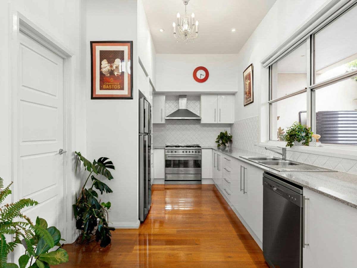 15 Wellington Street, SANS SOUCI, Sans Souci - Thumbnail 4