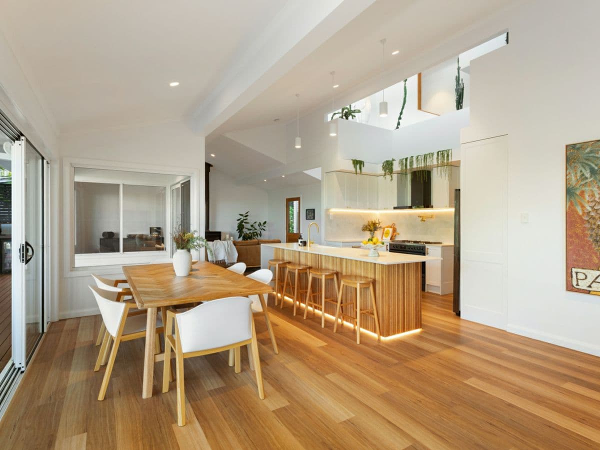 5 Coogee Court, ELANORA, Elanora - Thumbnail 3
