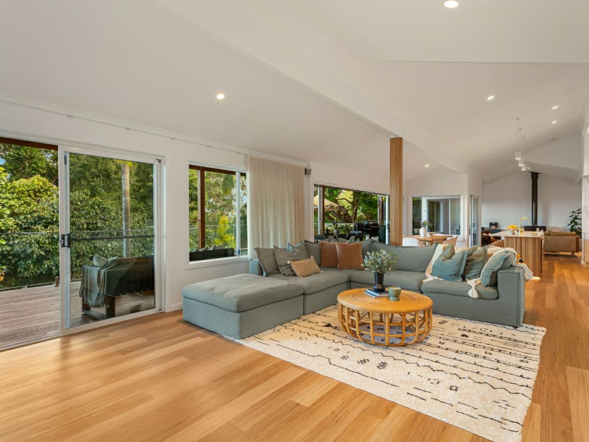 5 Coogee Court, ELANORA, Elanora - Thumbnail 6