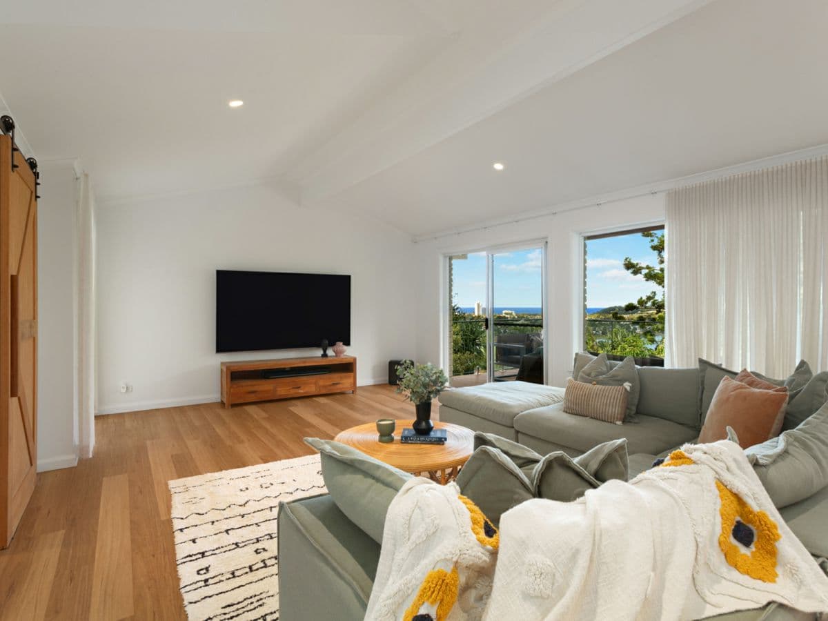 5 Coogee Court, ELANORA, Elanora - Thumbnail 7