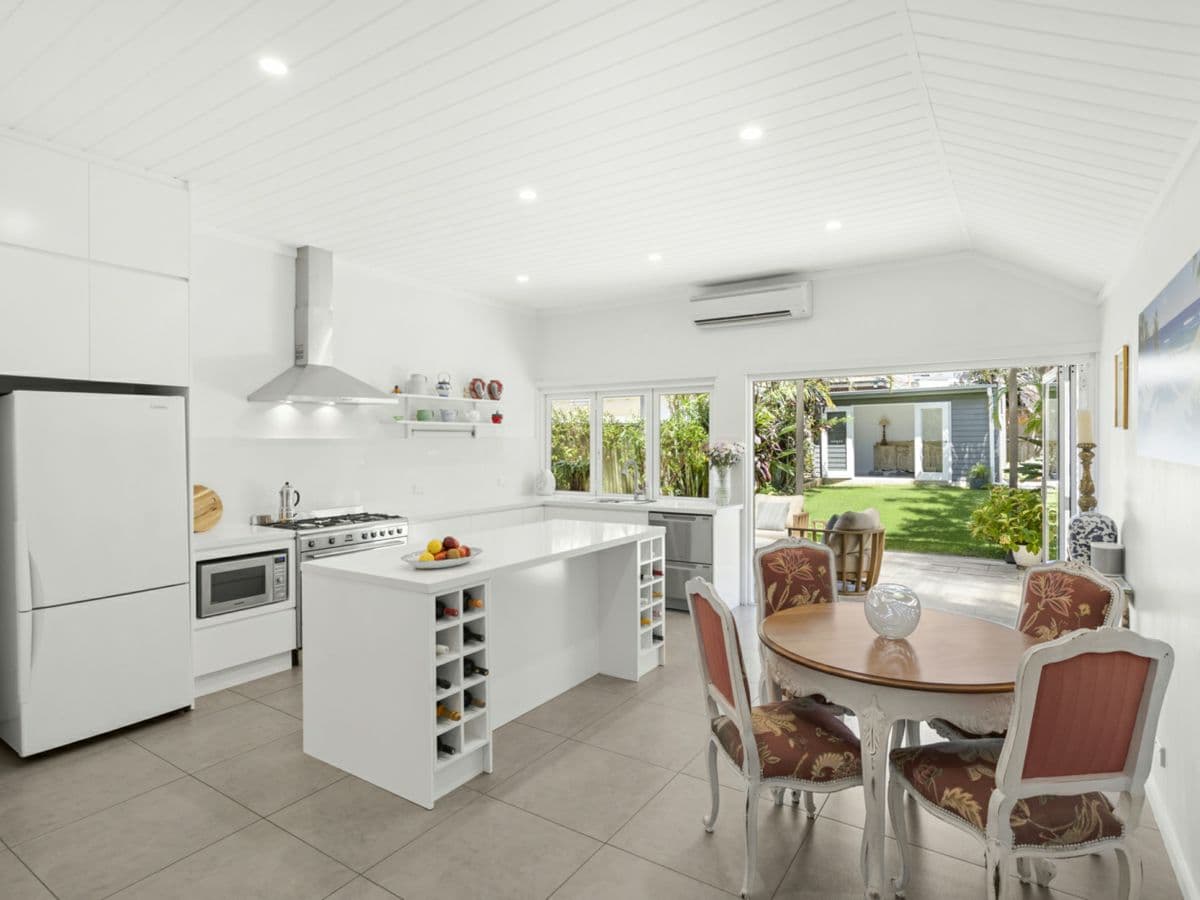 52 Hamilton Avenue, EARLWOOD, Earlwood - Thumbnail 2