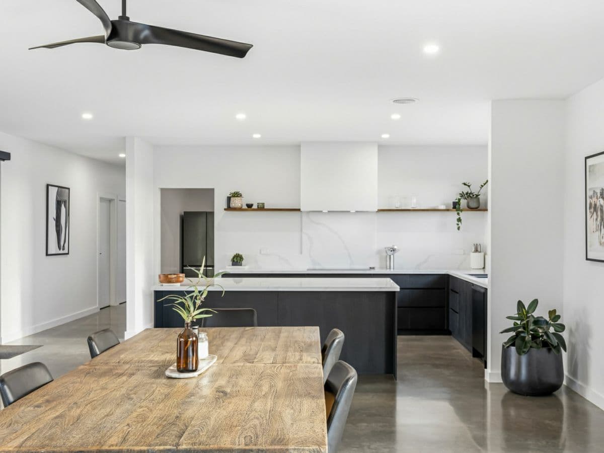 19 Davies Court, SNAKE VALLEY, Snake Valley - Thumbnail 3