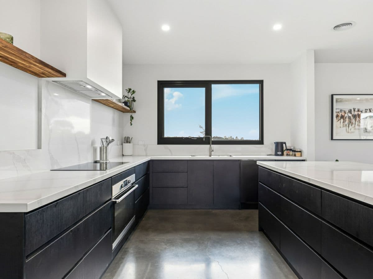 19 Davies Court, SNAKE VALLEY, Snake Valley - Thumbnail 4