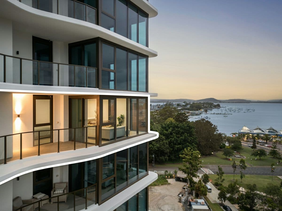 1401/36 Baker Street, GOSFORD, Gosford - Thumbnail 2