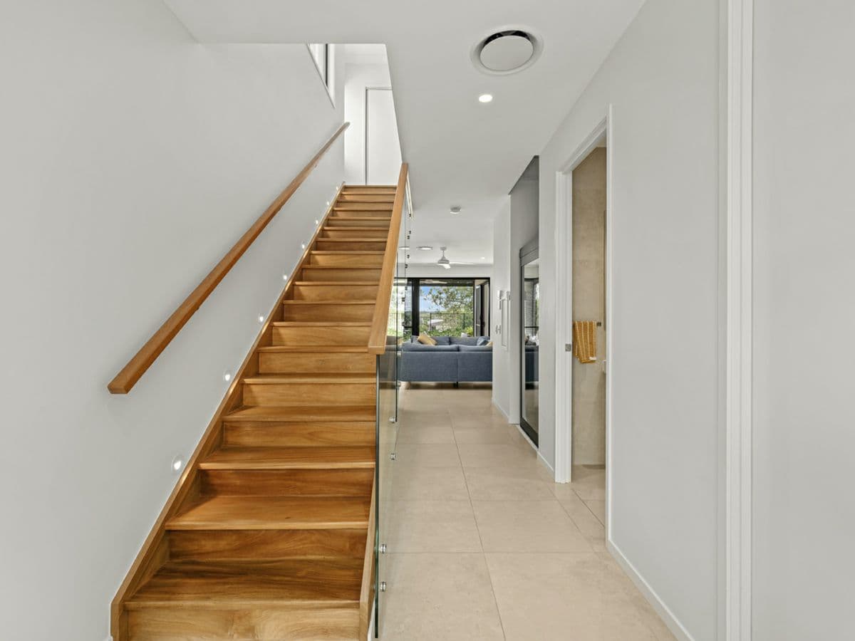 6312 Horizon Court, SANCTUARY COVE, Sanctuary Cove - Thumbnail 8