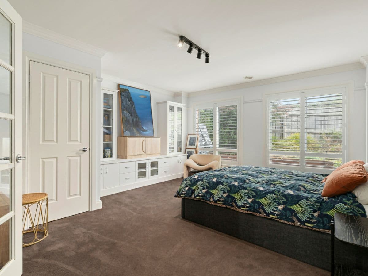 8 Waterview Drive, MOUNT MARTHA, Mount Martha - Thumbnail 6