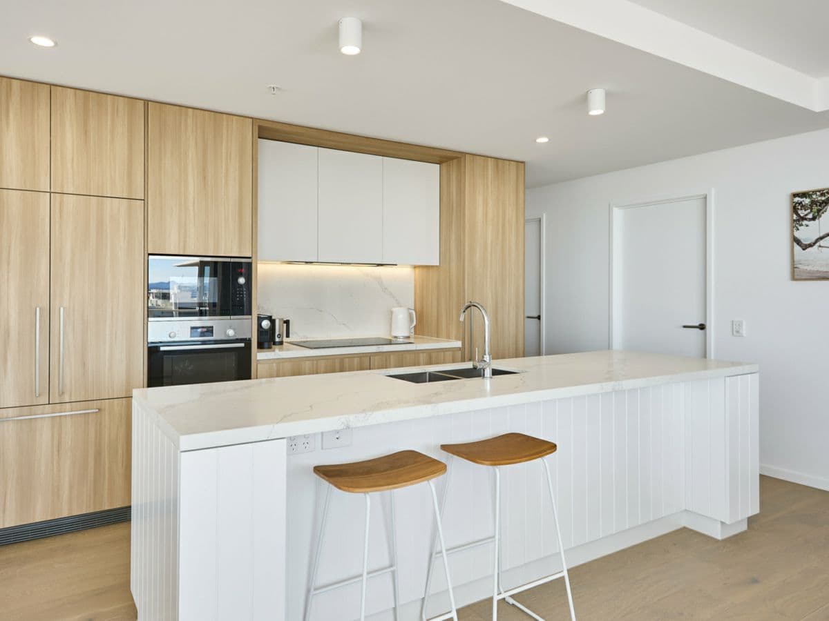 904/7 Miles Street, COOLANGATTA, Coolangatta - Thumbnail 6
