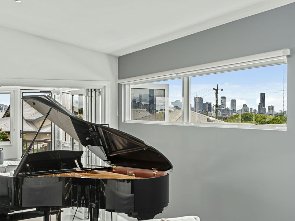 69 Carranya Street, CAMP HILL, Camp Hill - Thumbnail 5
