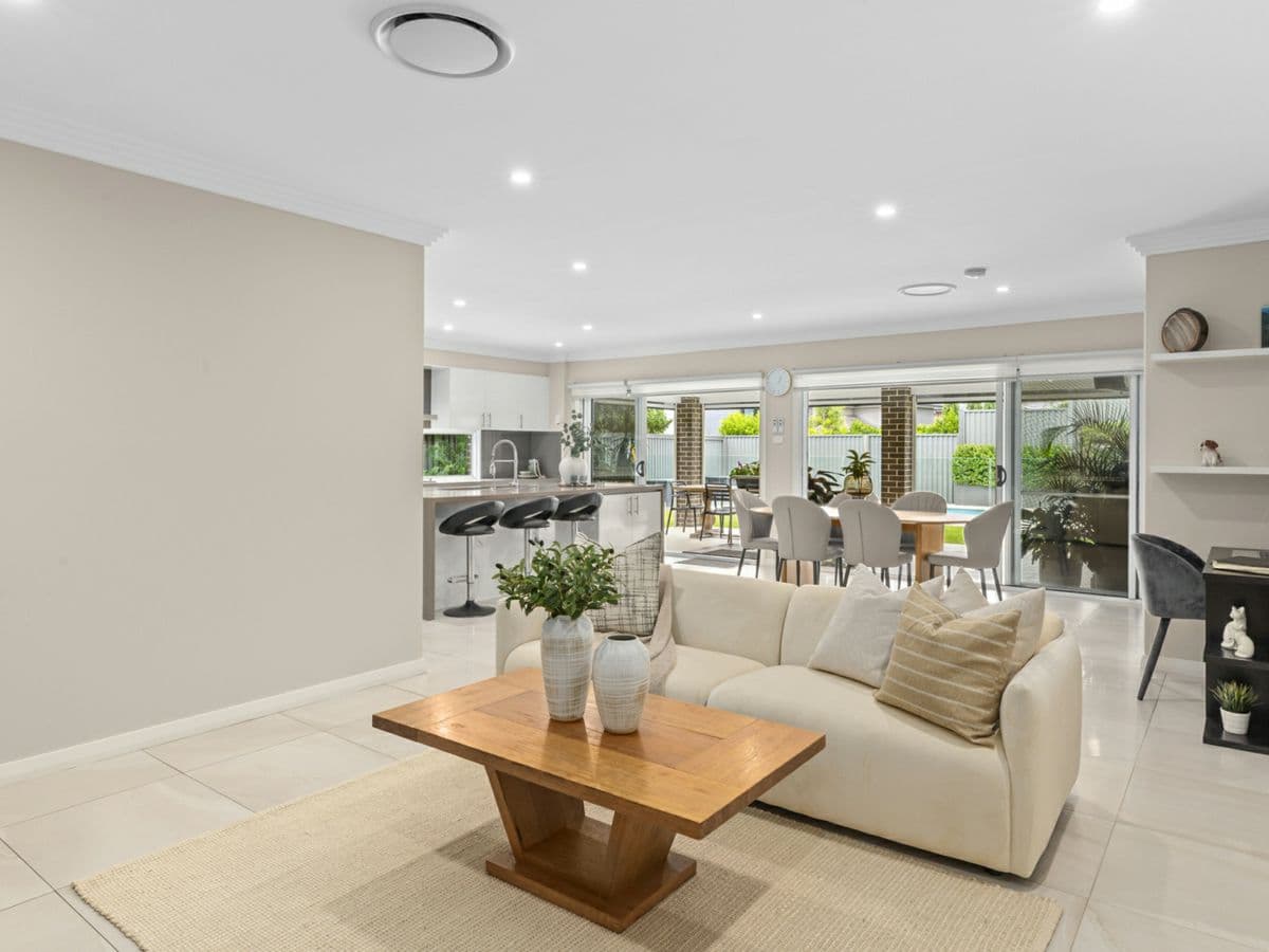 11 Applegum Crescent, NORTH KELLYVILLE, North Kellyville - Thumbnail 5