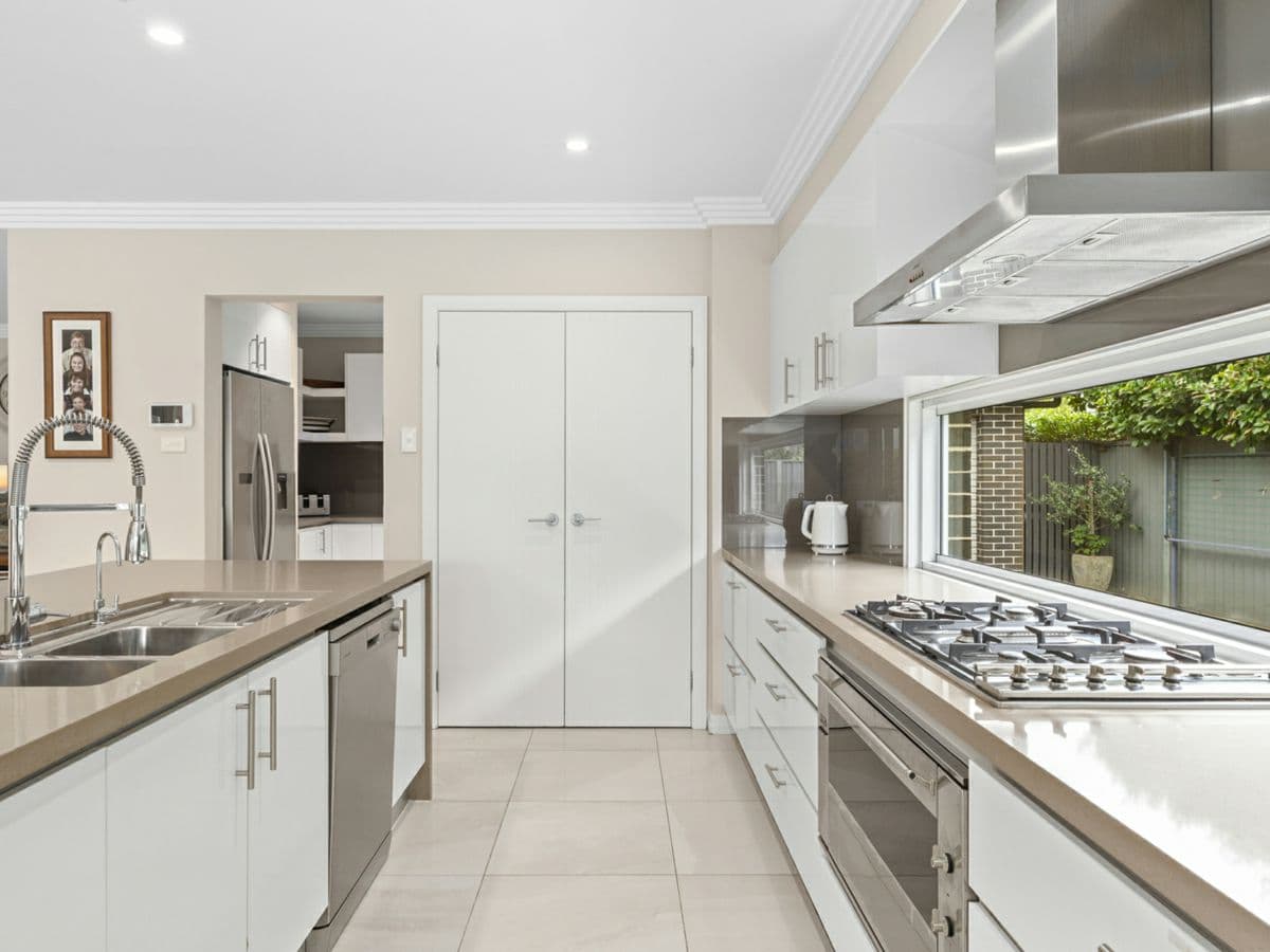 11 Applegum Crescent, NORTH KELLYVILLE, North Kellyville - Thumbnail 7