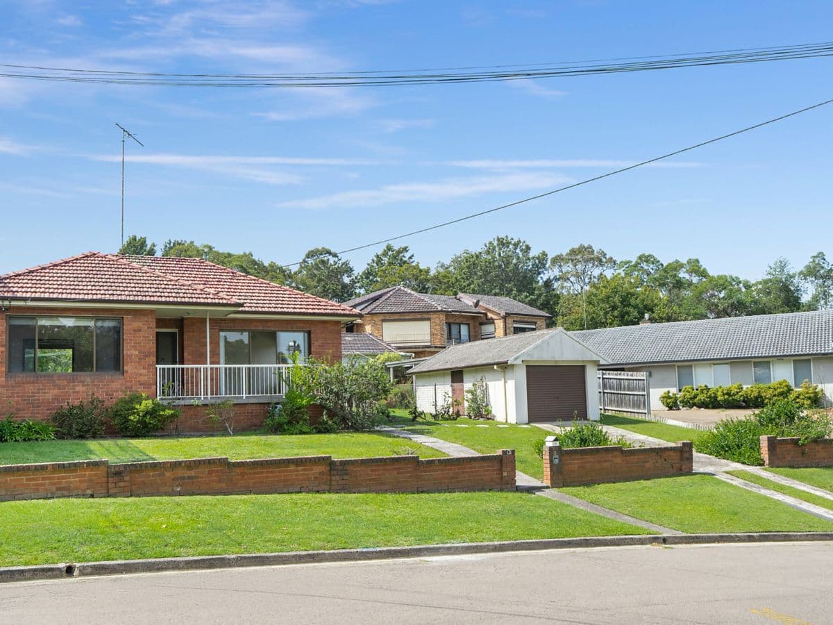 9 Gregory Street, PUTNEY, Putney - Image 1