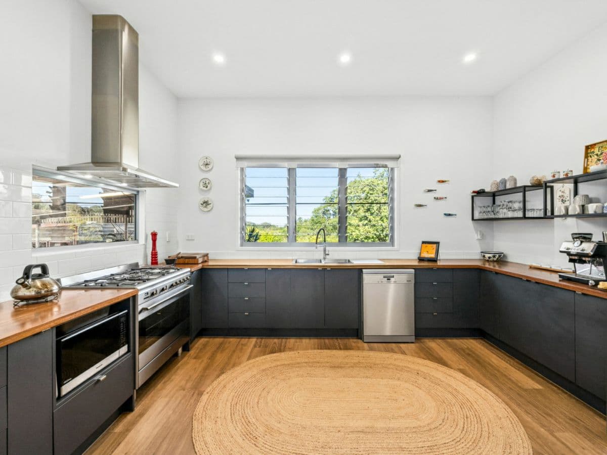 121 Western Avenue, MONTVILLE, Montville - Thumbnail 6