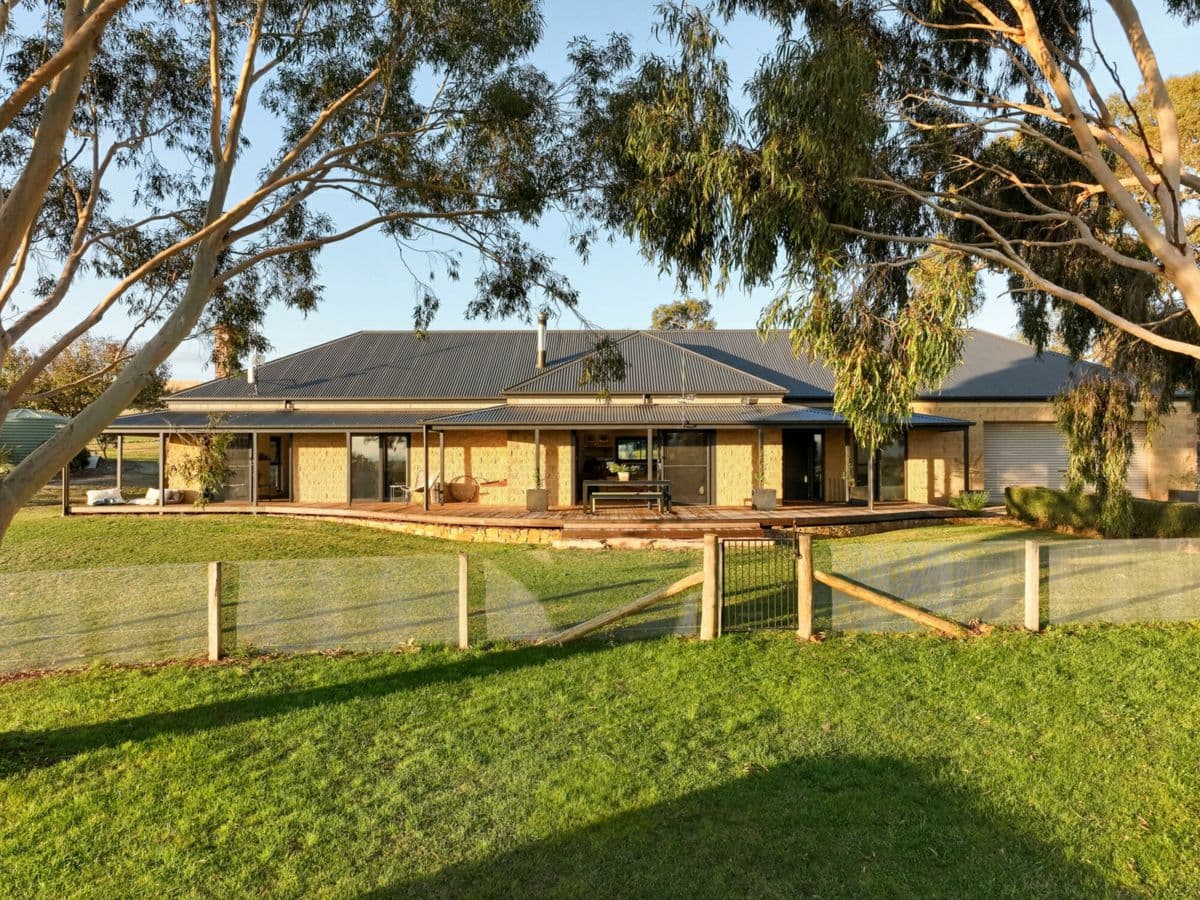 75 McLeod Lane, MANSFIELD, Mansfield - Thumbnail 7