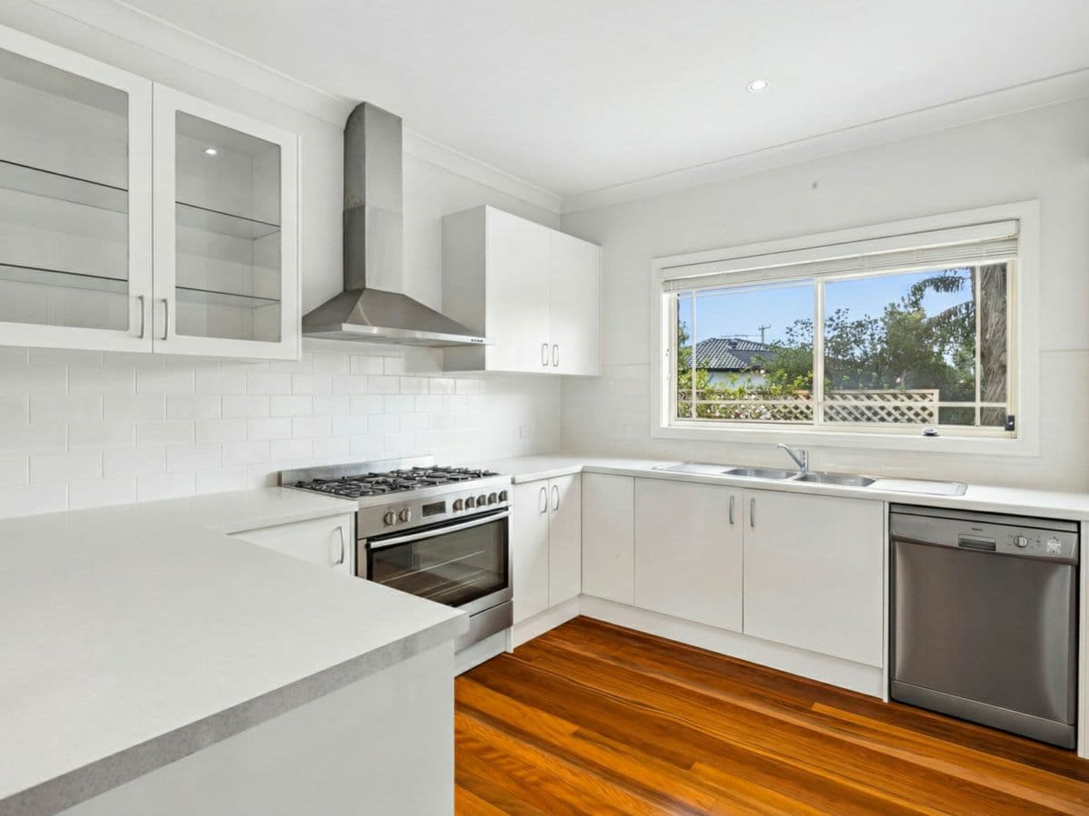 42 Alamein Avenue, NARRAWEENA, Narraweena - Thumbnail 3