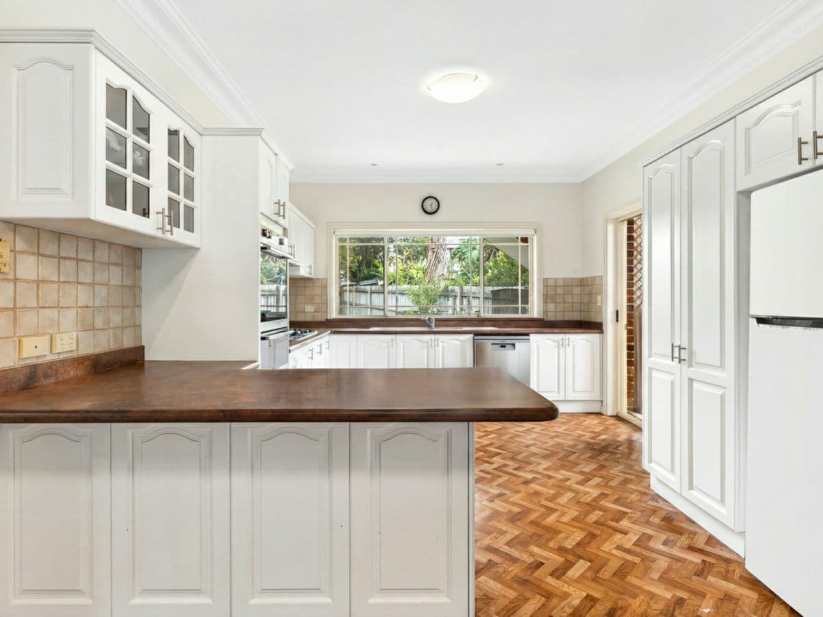 42 Alamein Avenue, NARRAWEENA, Narraweena - Thumbnail 5