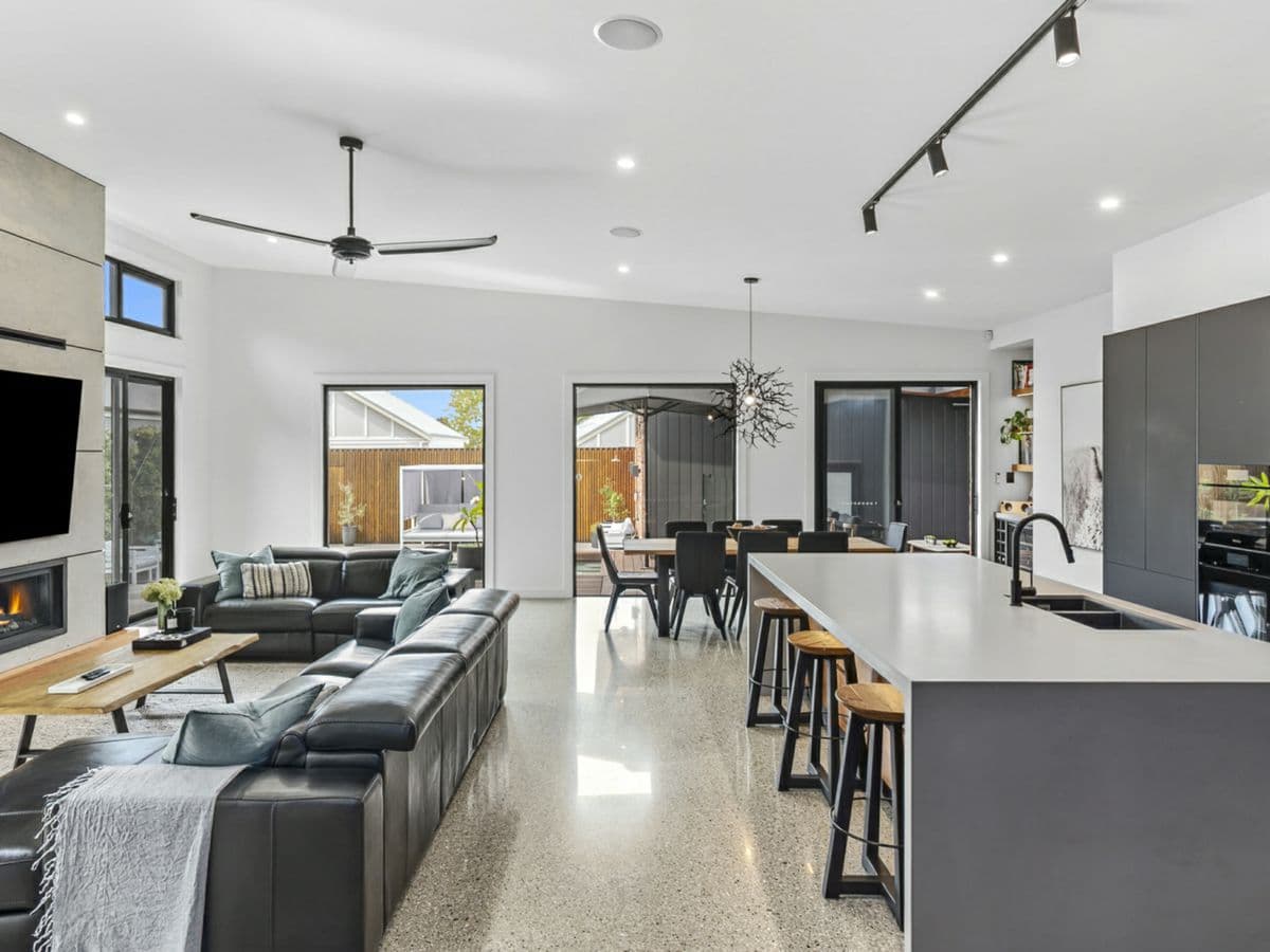 3 Connor Street, EAST GEELONG, East Geelong - Thumbnail 4