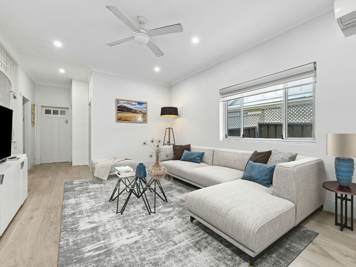 5 Crawford Road, BRIGHTON-LE-SANDS, Brighton-Le-Sands - Thumbnail 2